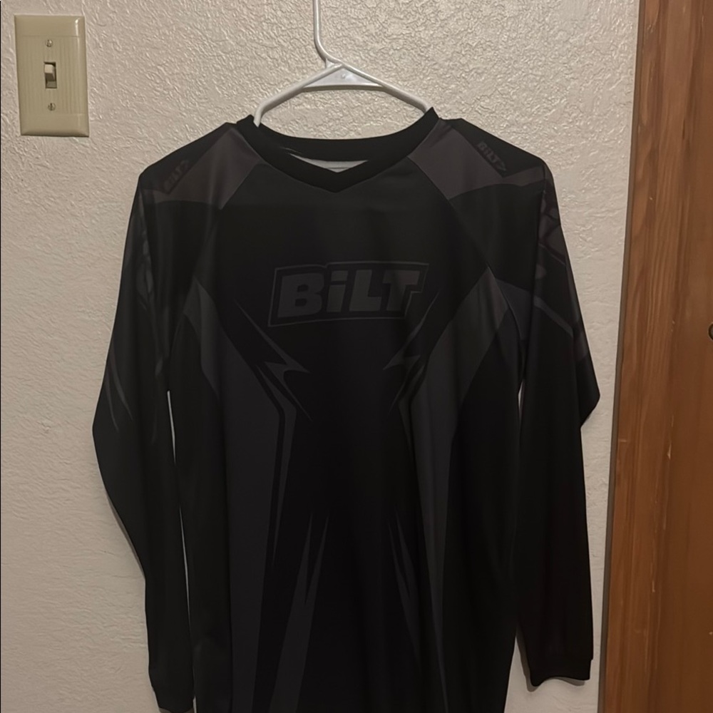 BILT Black Long Sleeve Graphic Jersey